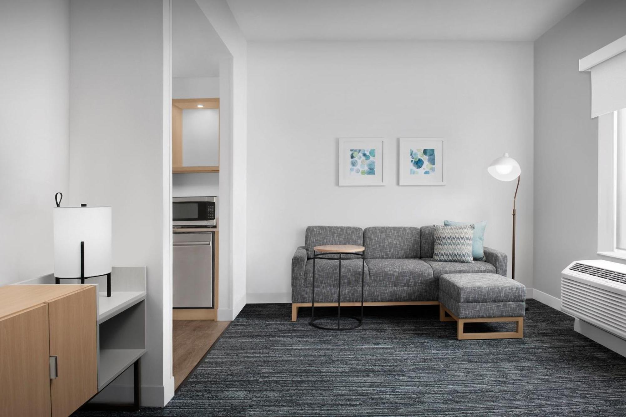 Towneplace Suites Jacksonville Airport エクステリア 写真